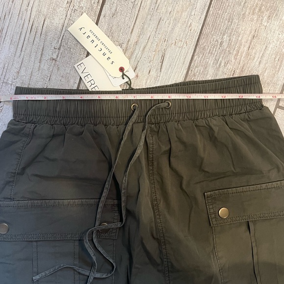 Evereve Dark Green cargo skirt with drawstring casual comfort - Picture 8 of 10